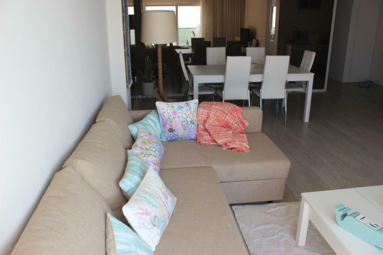 Front Beach Apartment Povoa de Varzim Luaran gambar